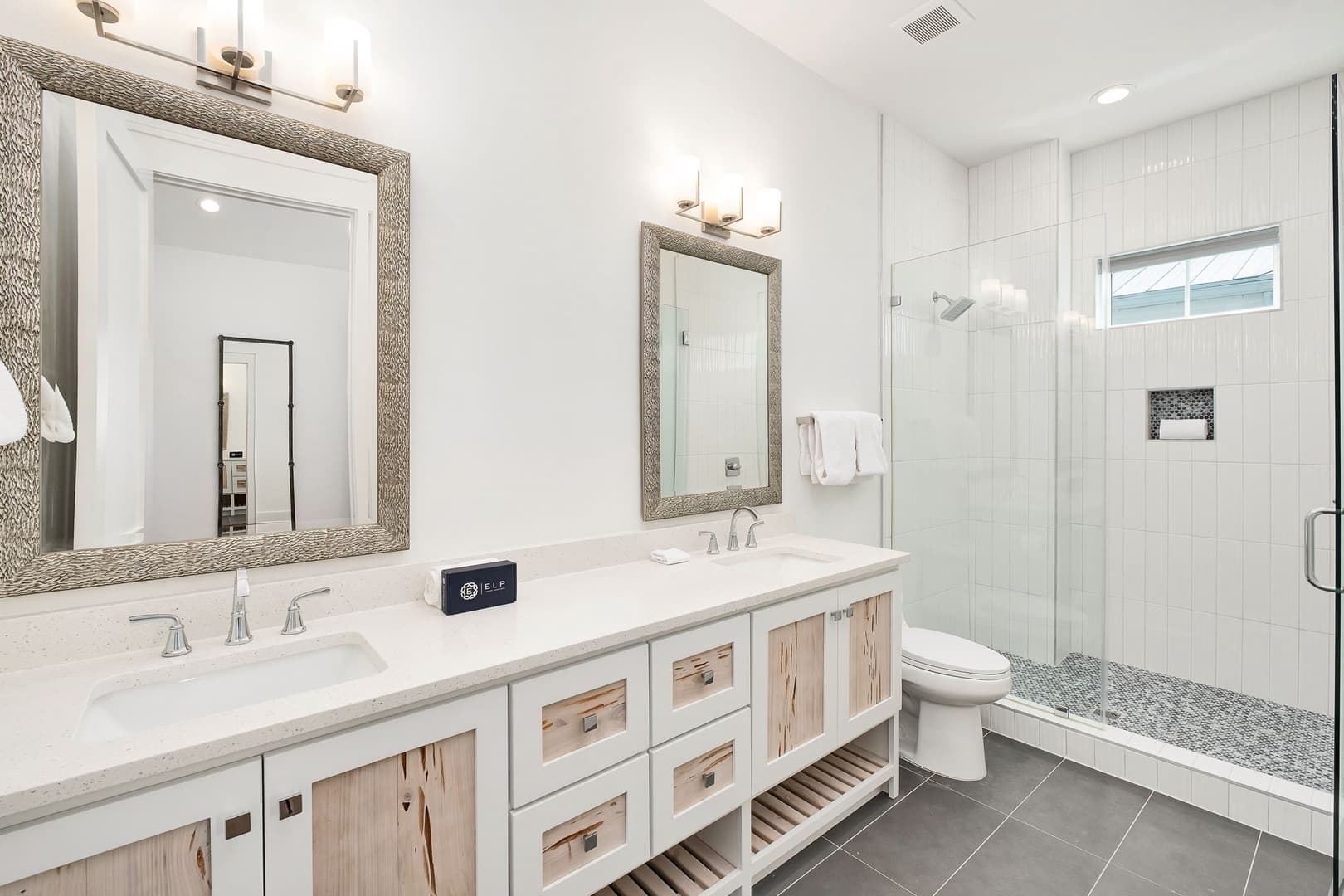 Oz by The Sea - Image 44