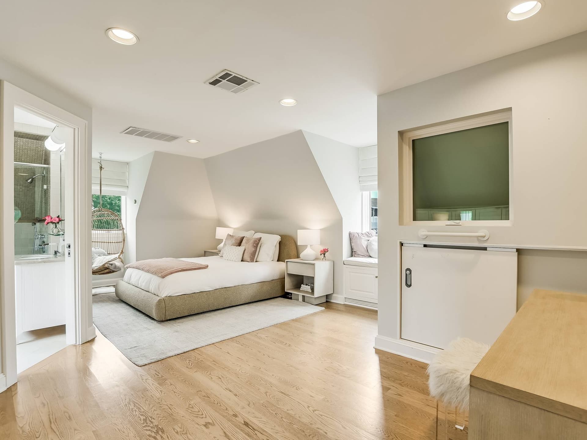 Manor on Lake Austin - Image 37