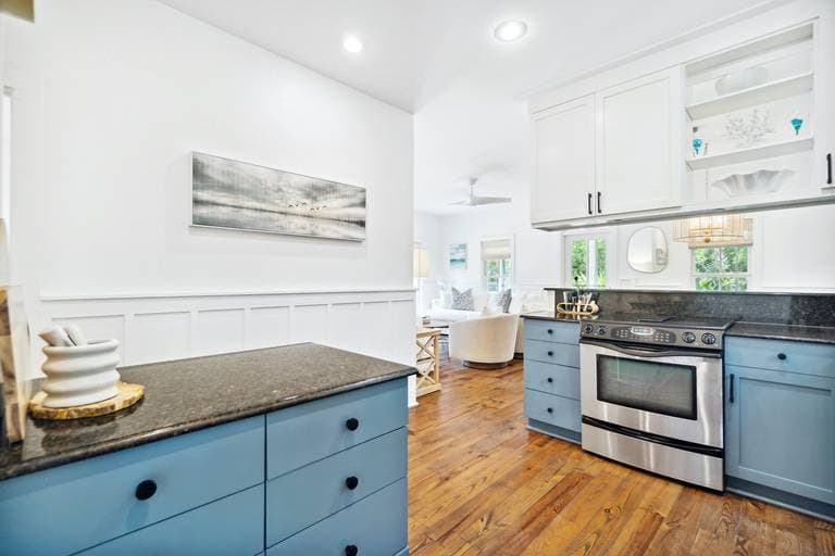 Suite Escape - Image 13