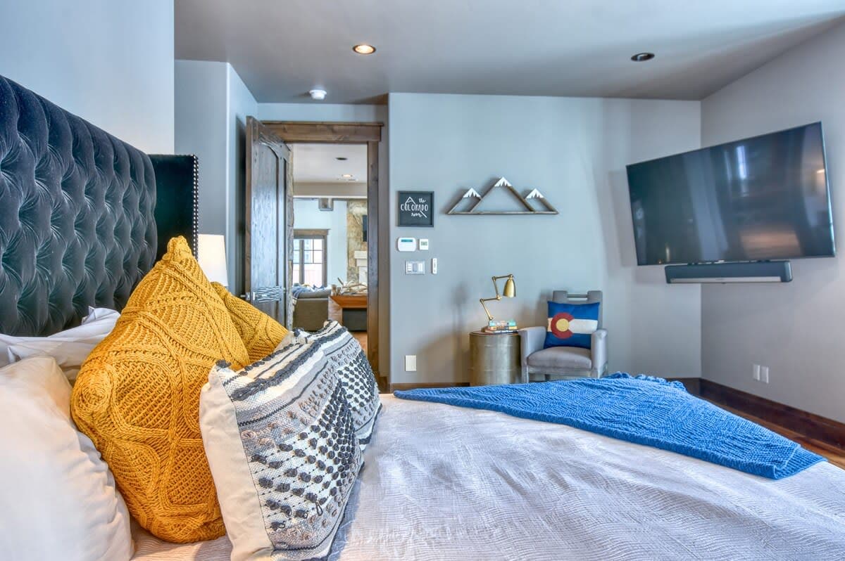 Gondola Ridge Haven - Image 13