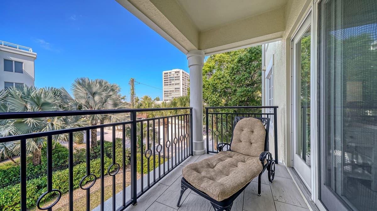 Sun Sea Terrace House - Image 15