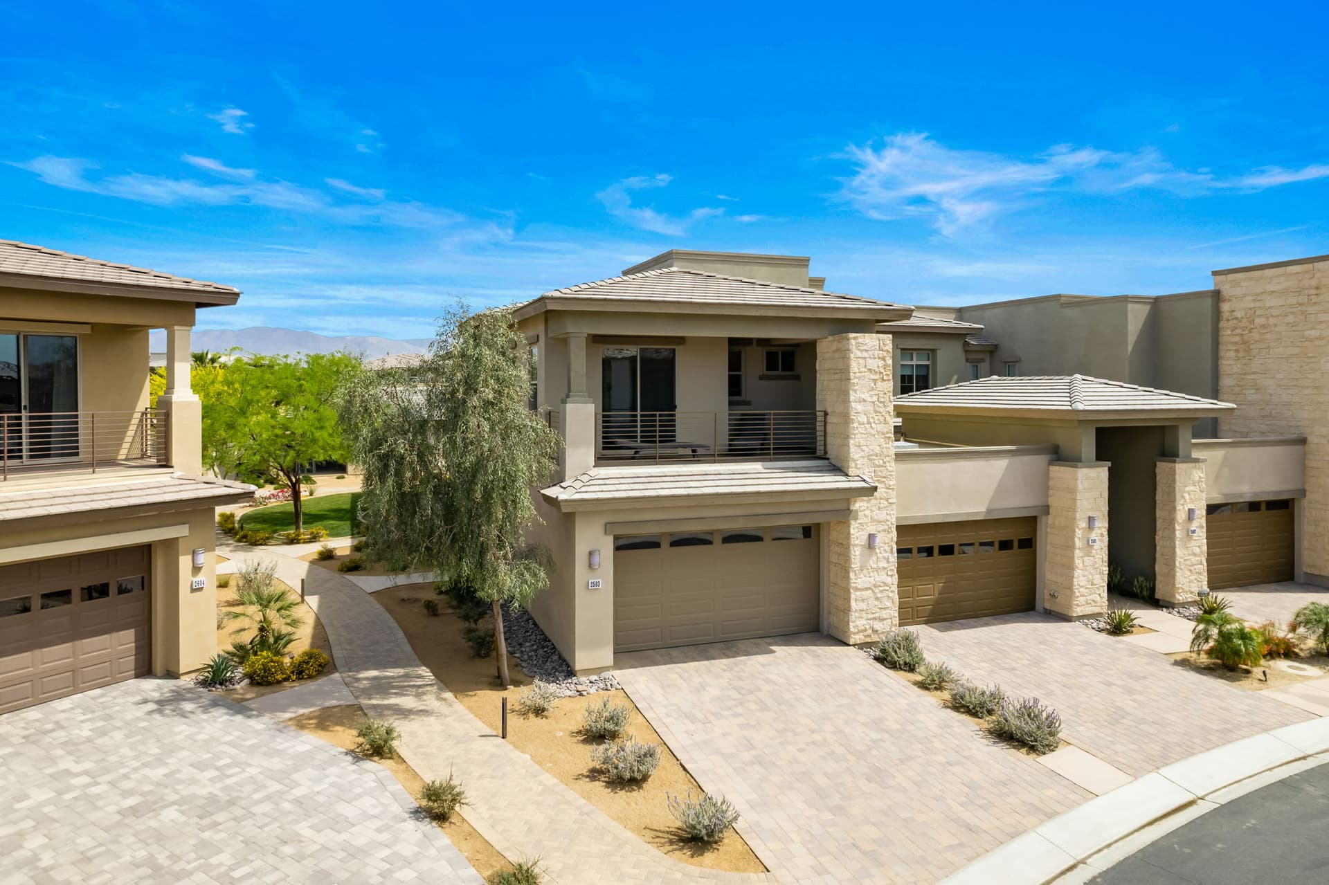 Stay Savvy in Palm Desert - Image 44