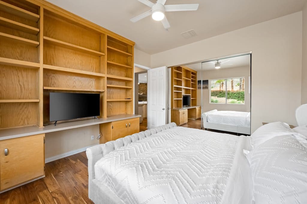 Palm Springs Villa - Image 14