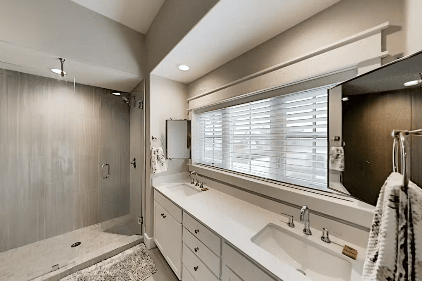 Parrots Cove - Image 14