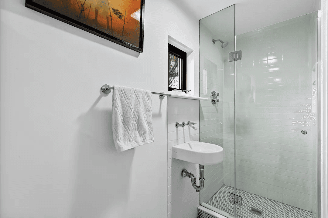 Wythe Corner House - Image 33