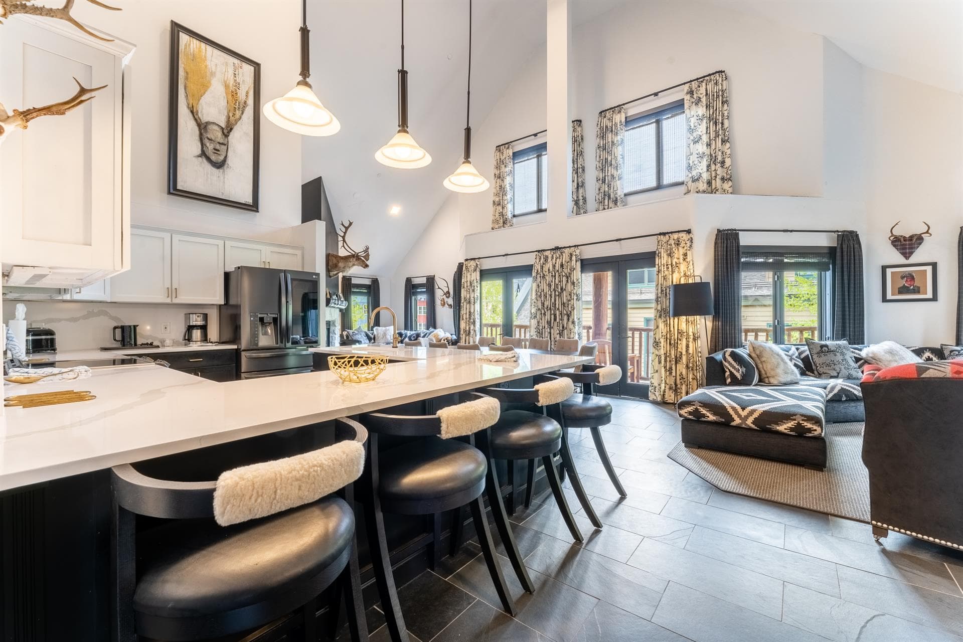 Arapahoe Residence - Image 2