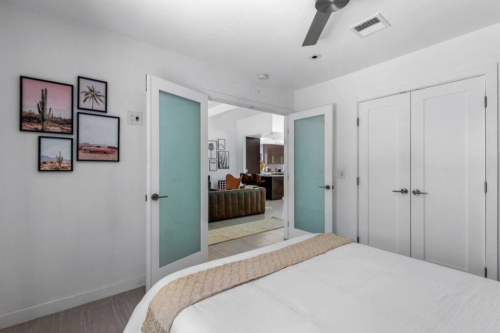 Lux Palmas - Image 32