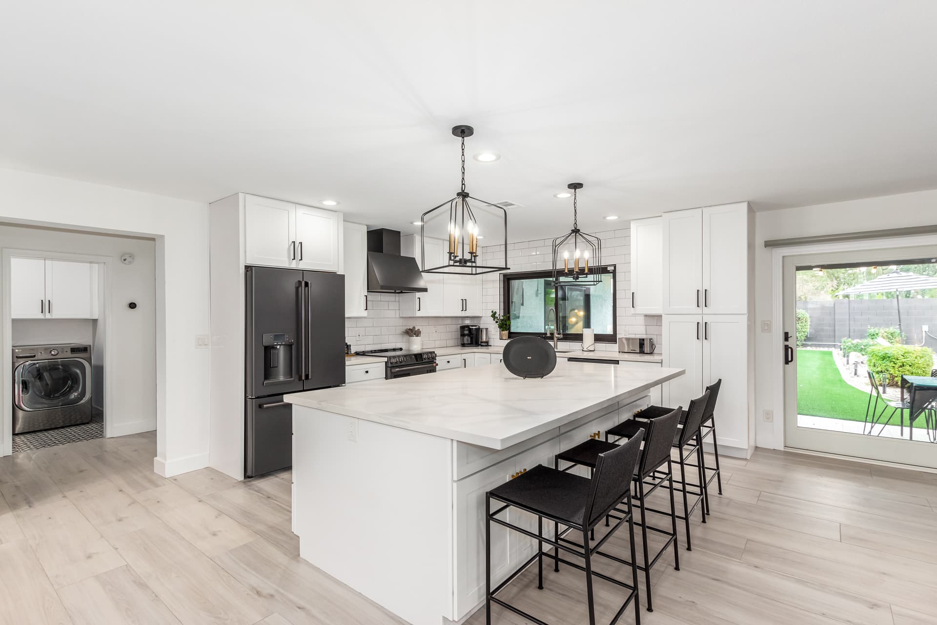 Ace Modern Escape - Image 2