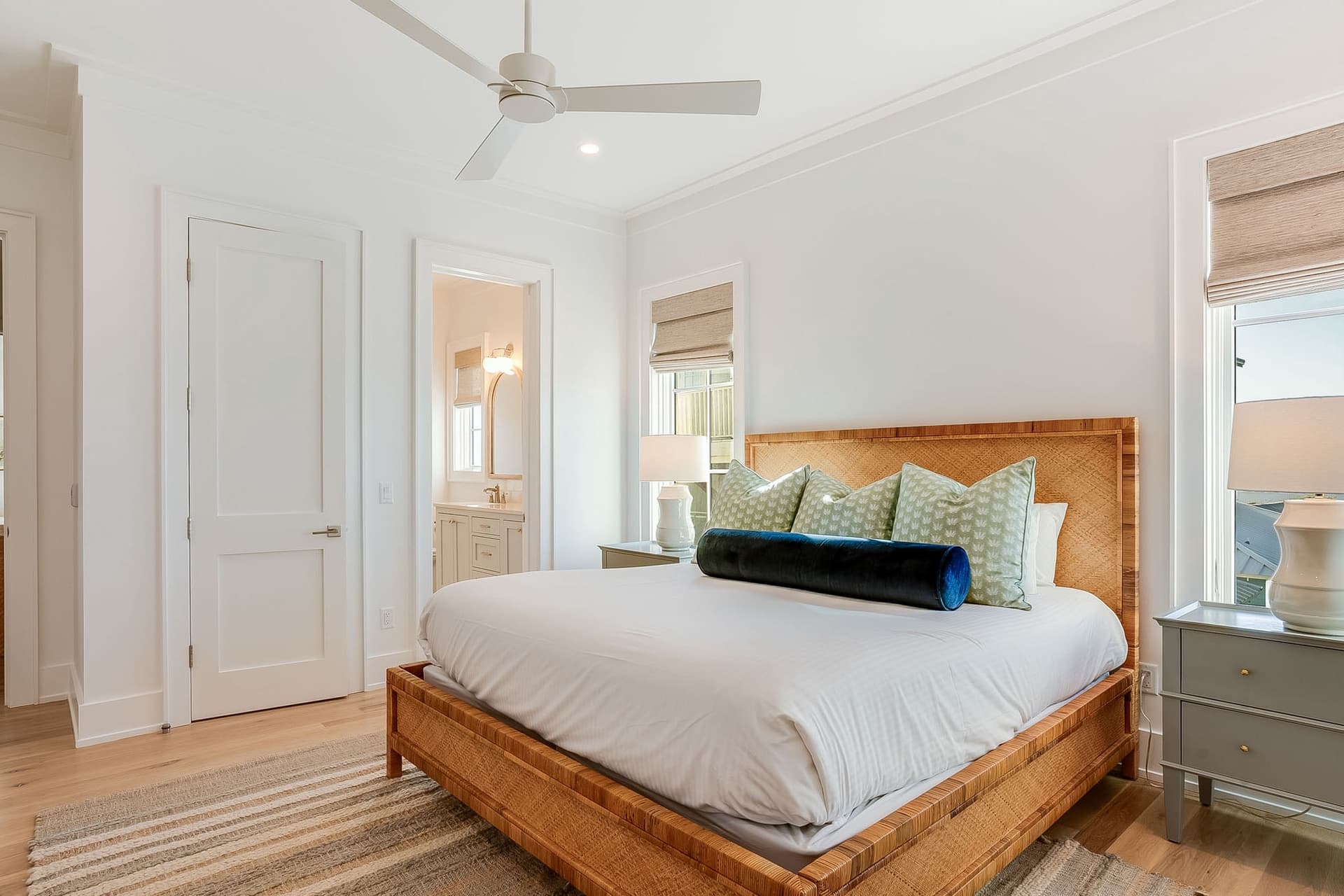 Coastal Comfort - Image 58