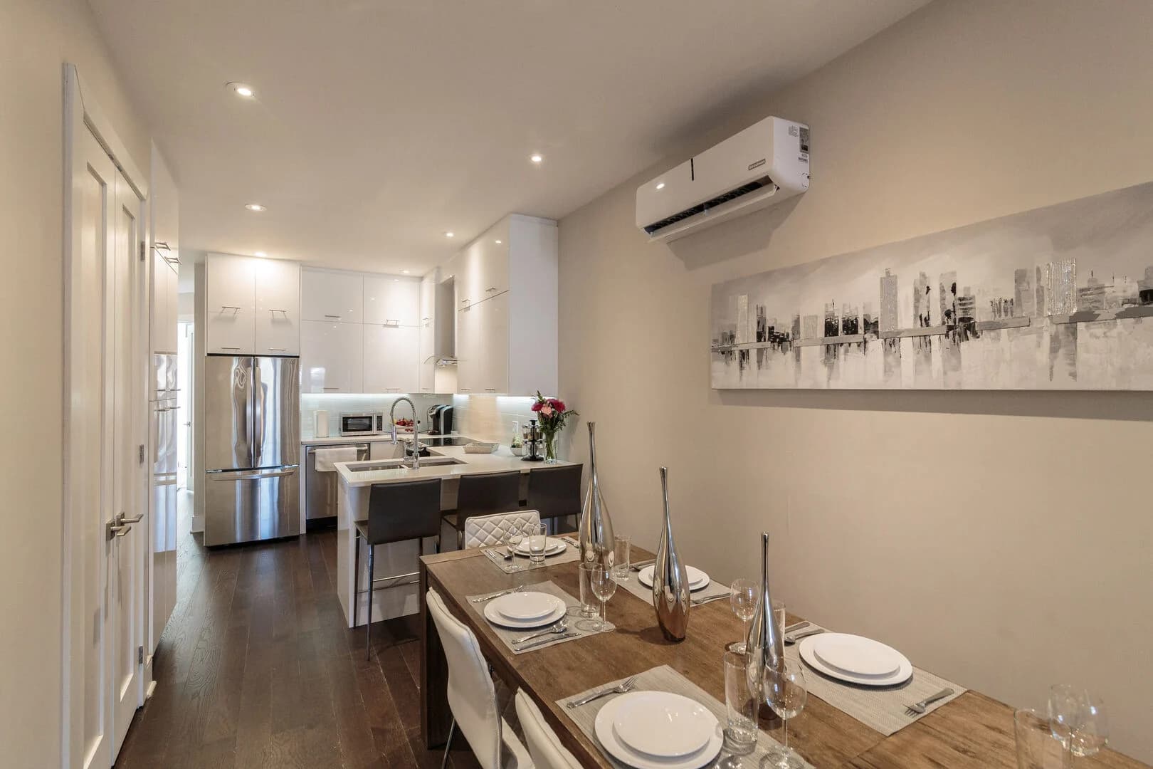 Hutchison Home - Image 20