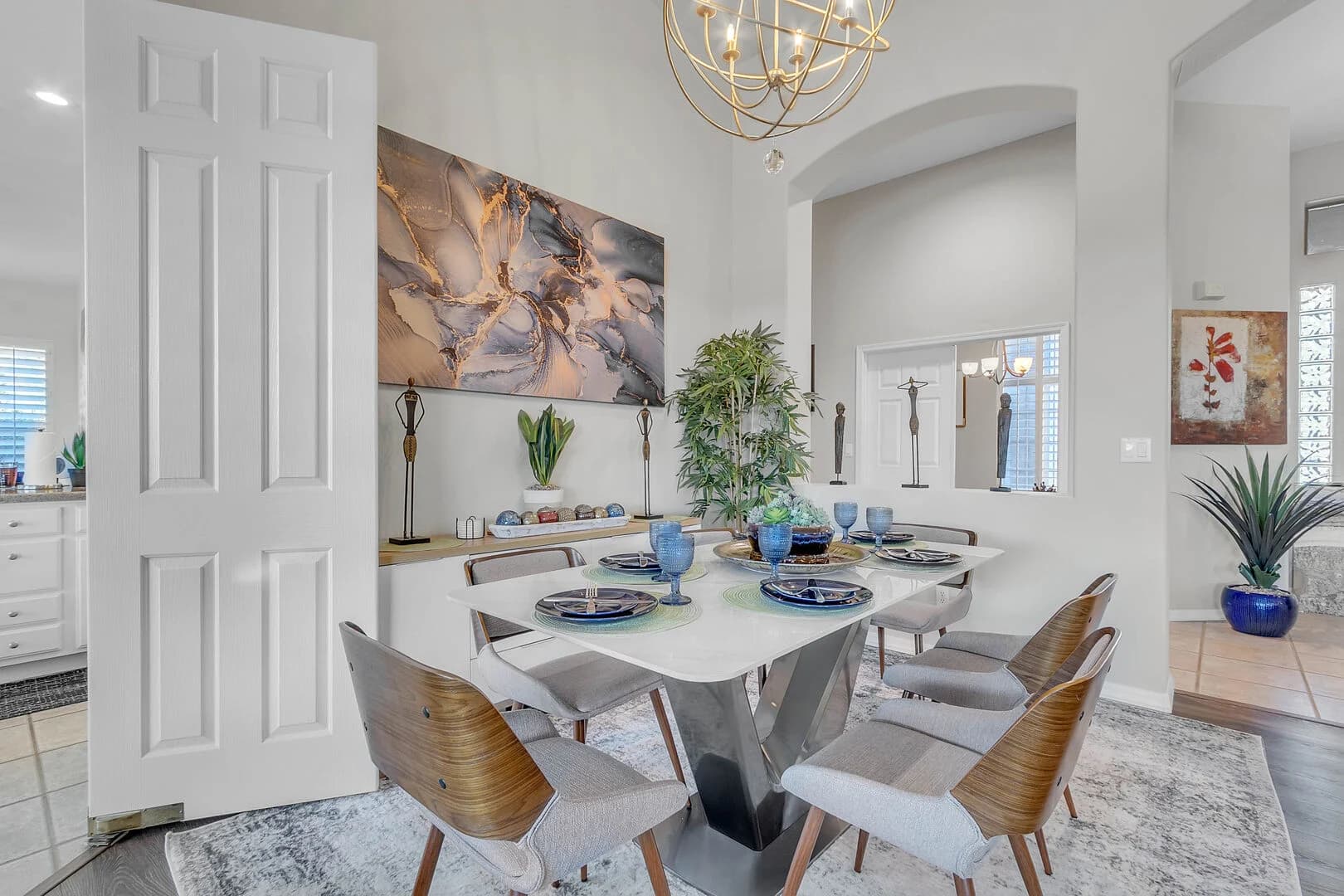 Scottsdale Redbird - Image 16