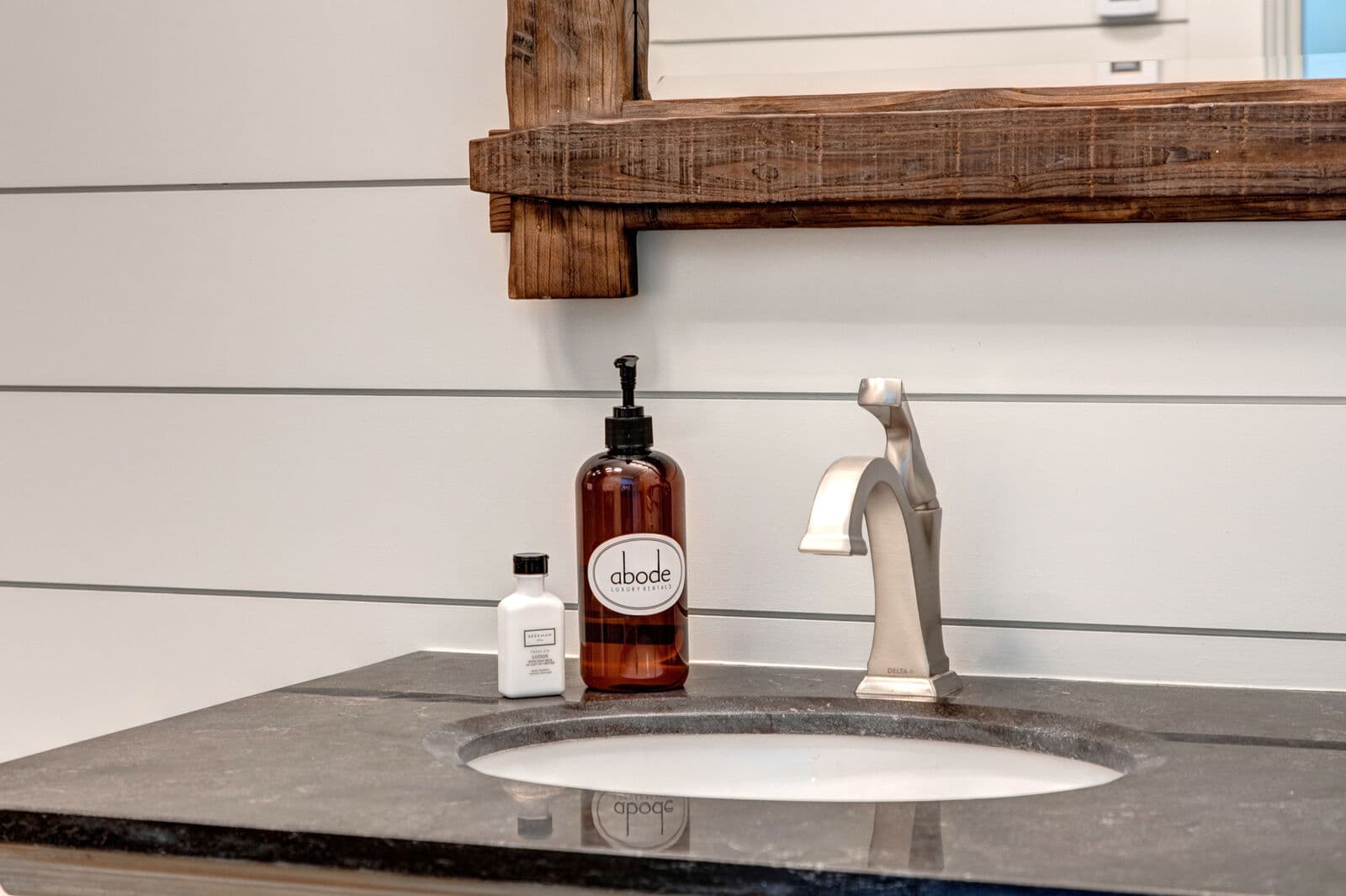 Teewinot Home - Image 27