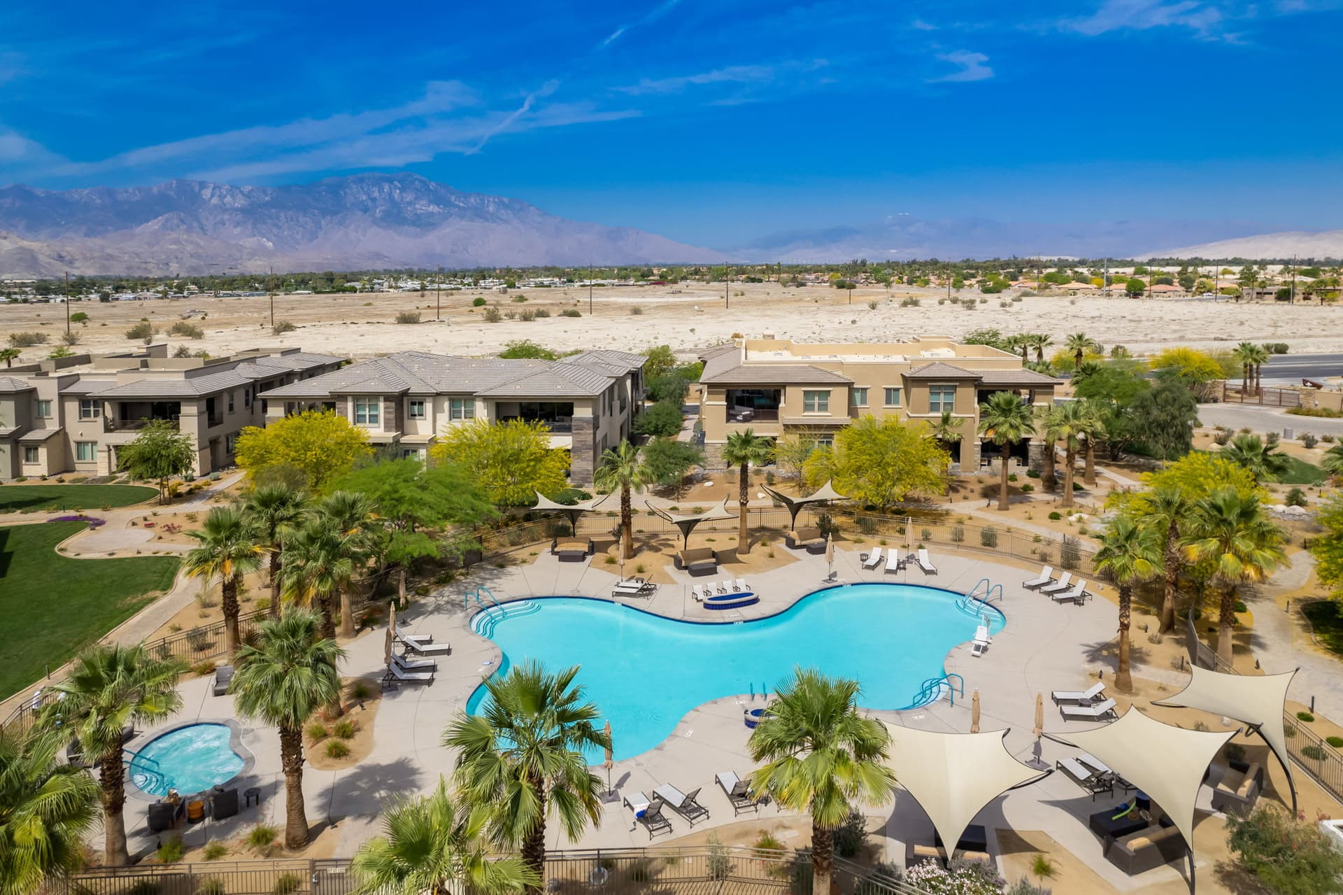 Stay Savvy in Palm Desert - Image 35