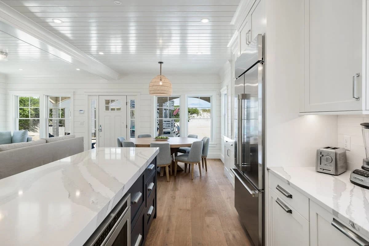 Mayflower Sands - Image 7