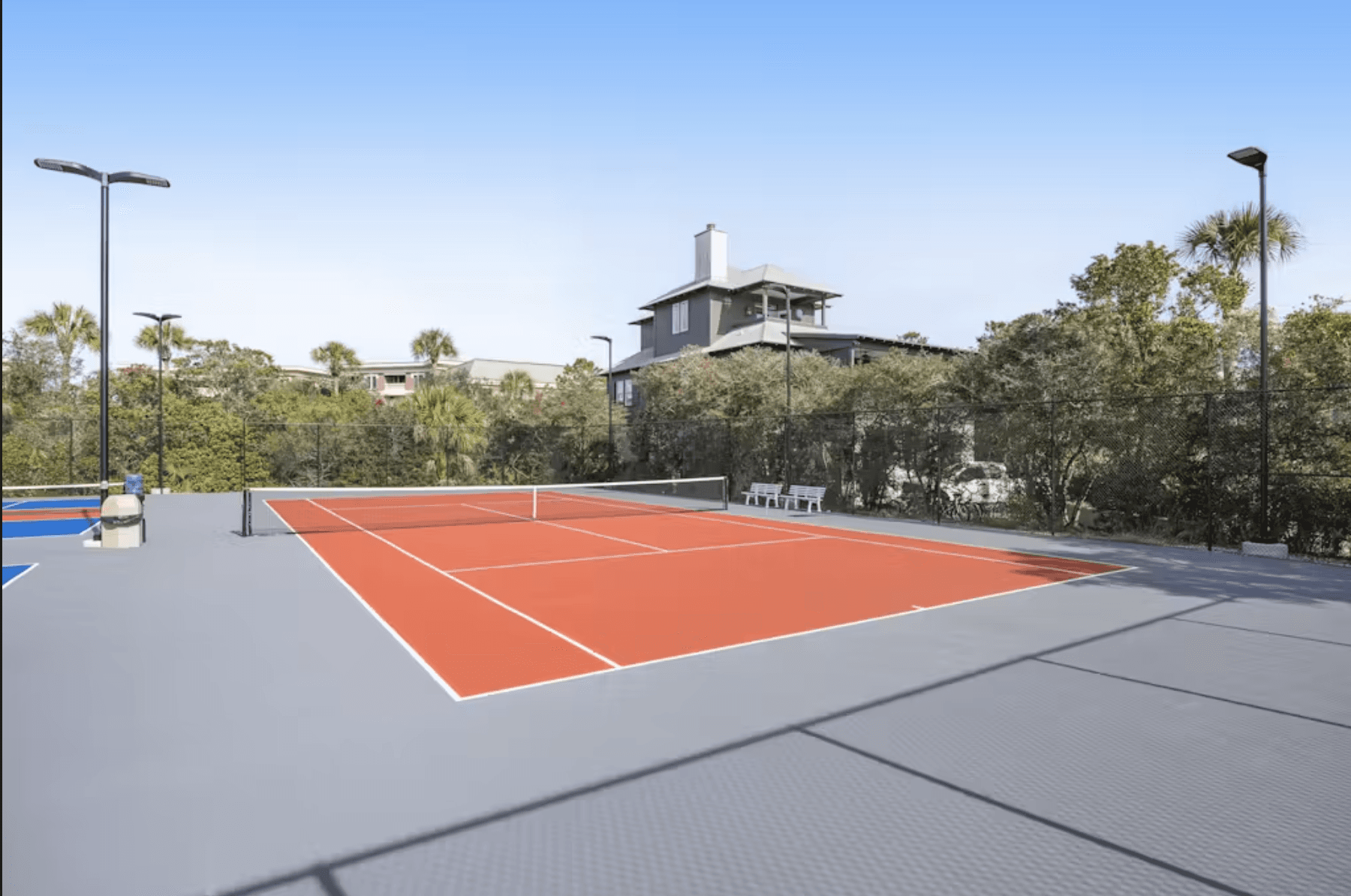 Beachy Keen Retreat - Image 21