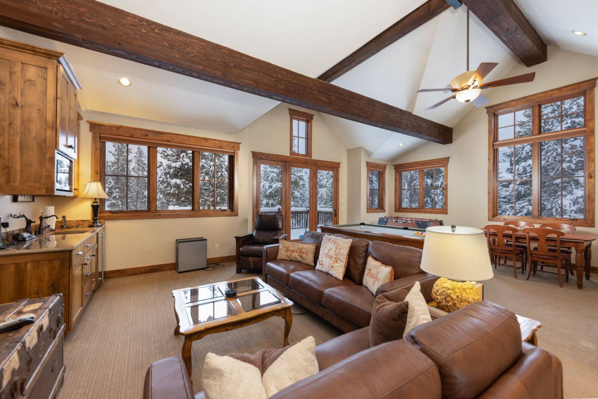 Last Nickel Lodge - Image 12