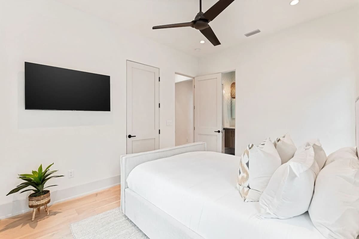 Katydid Beach Bungalow - Image 22