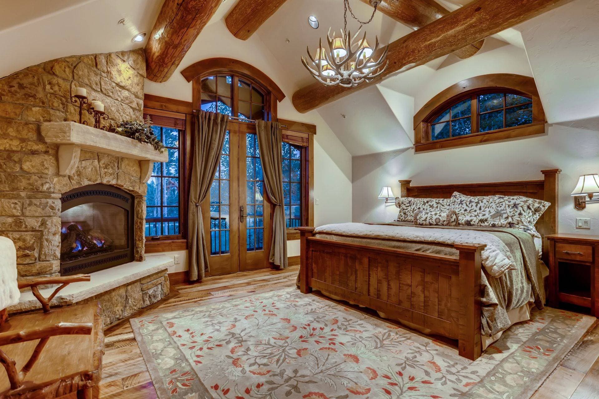 Ski Hi Lodge - Image 18