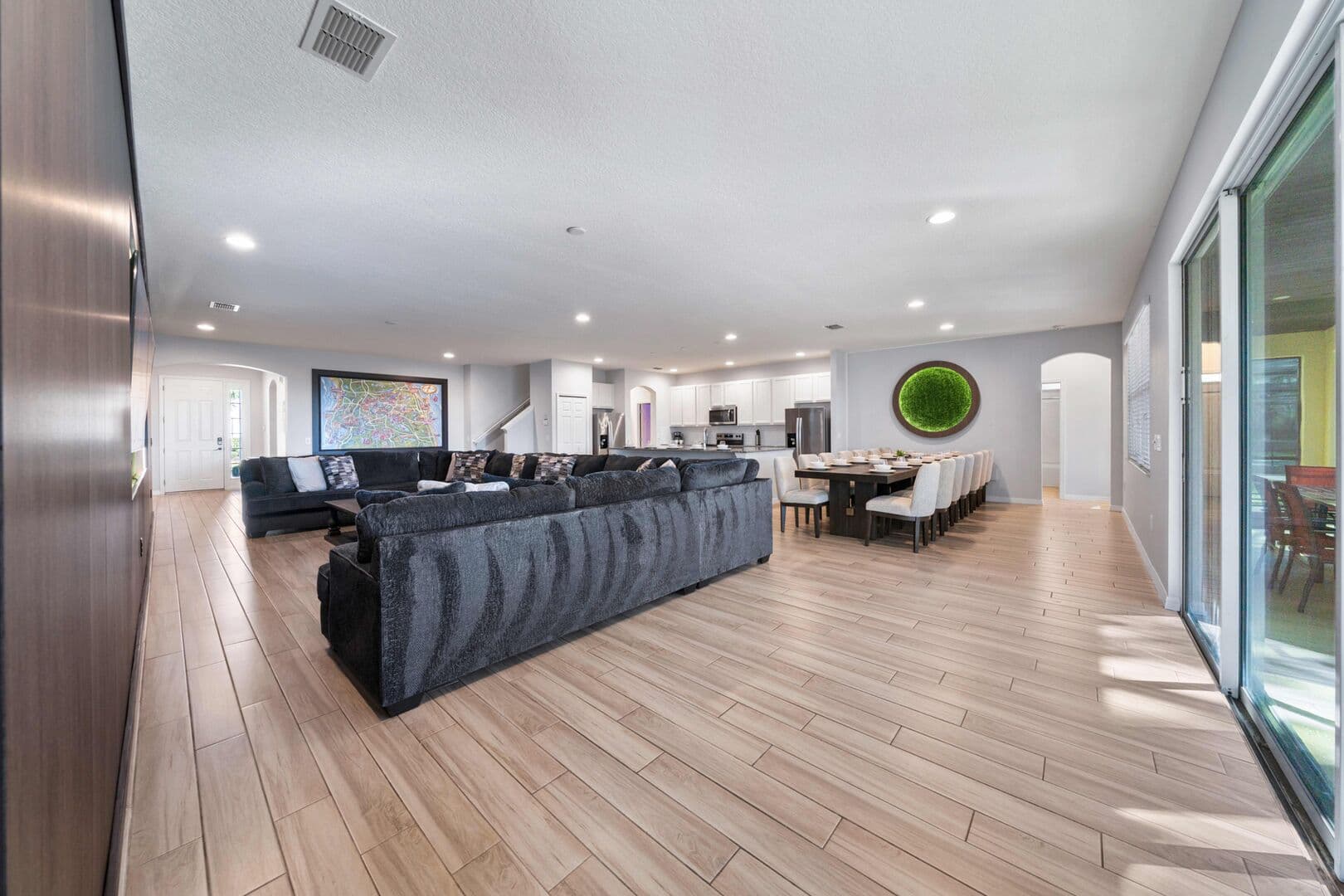 Grand View - Image 69