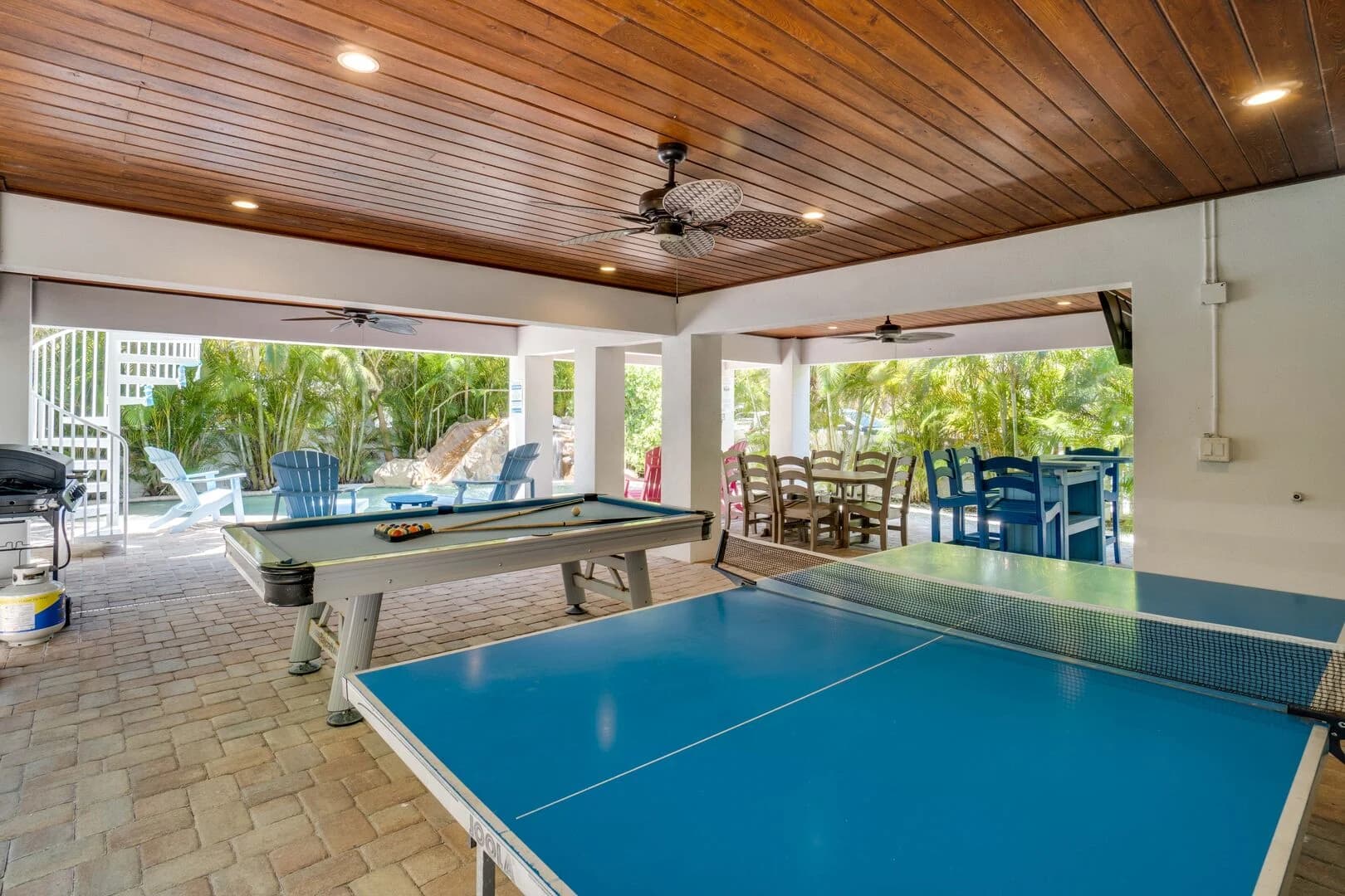 Summer Retreat - Image 35