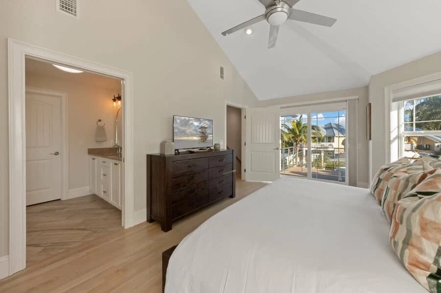 Chasing Sunsets - Image 18