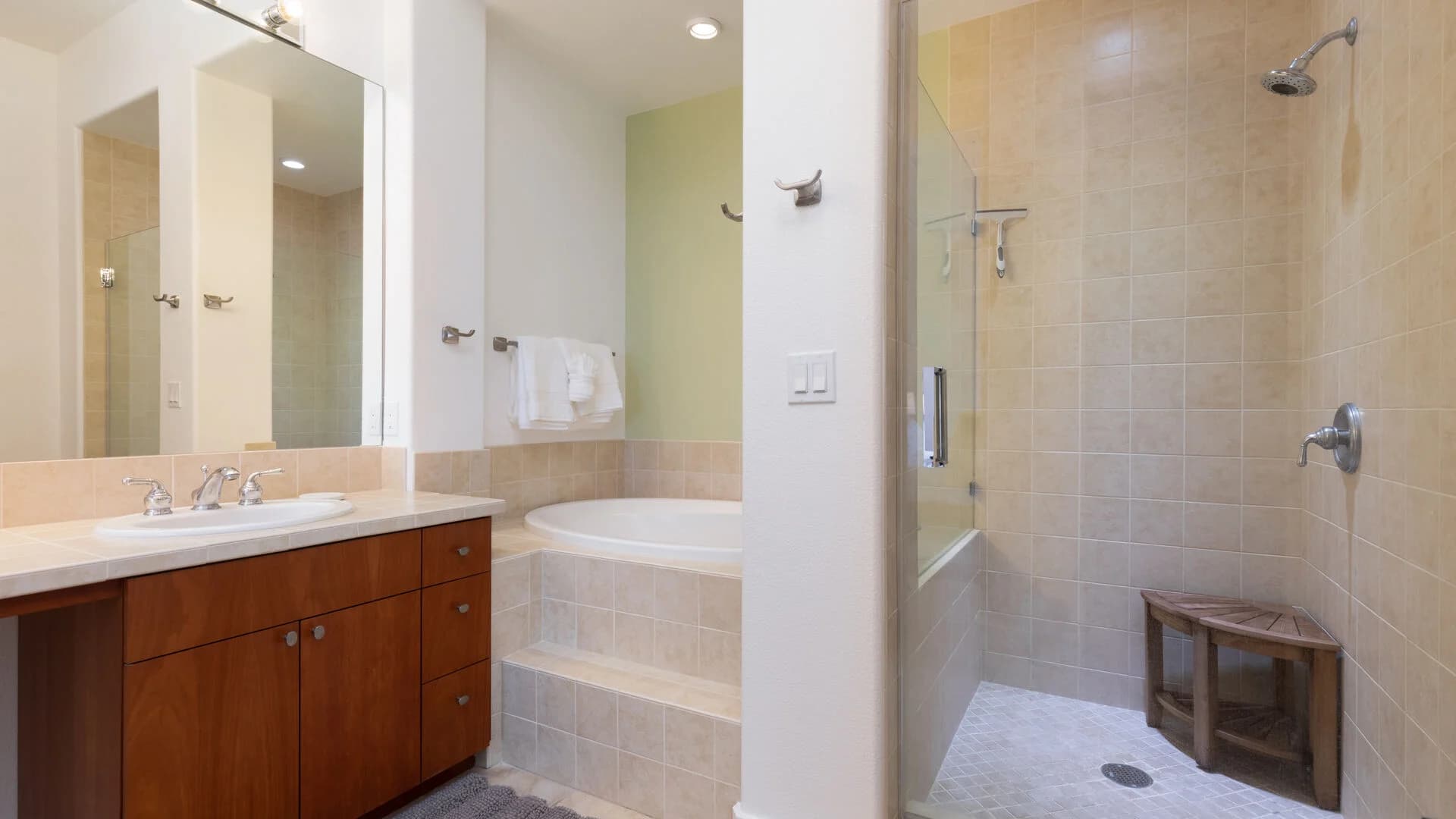 Sun Ray Retreat - Image 19