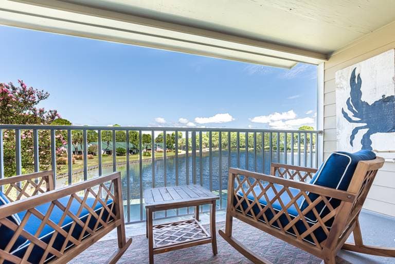 Bayou Townhome - Image 5