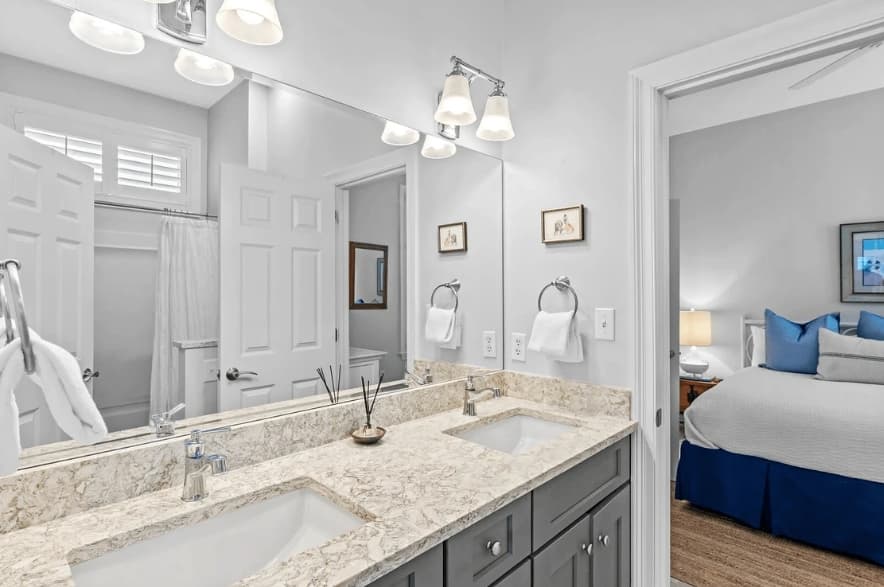 Grovey by the Sea - Image 24