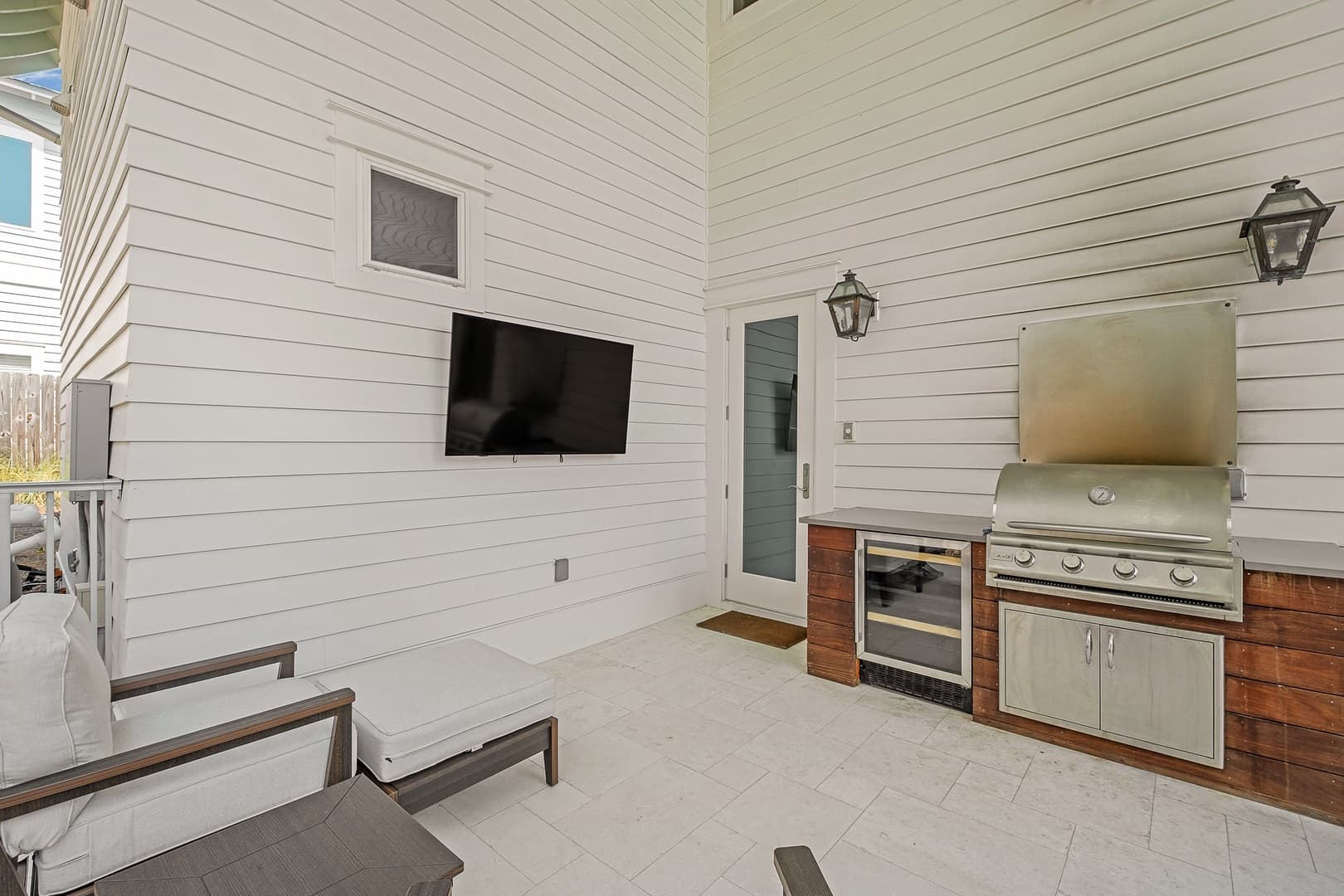 Coastal Dream - Image 50