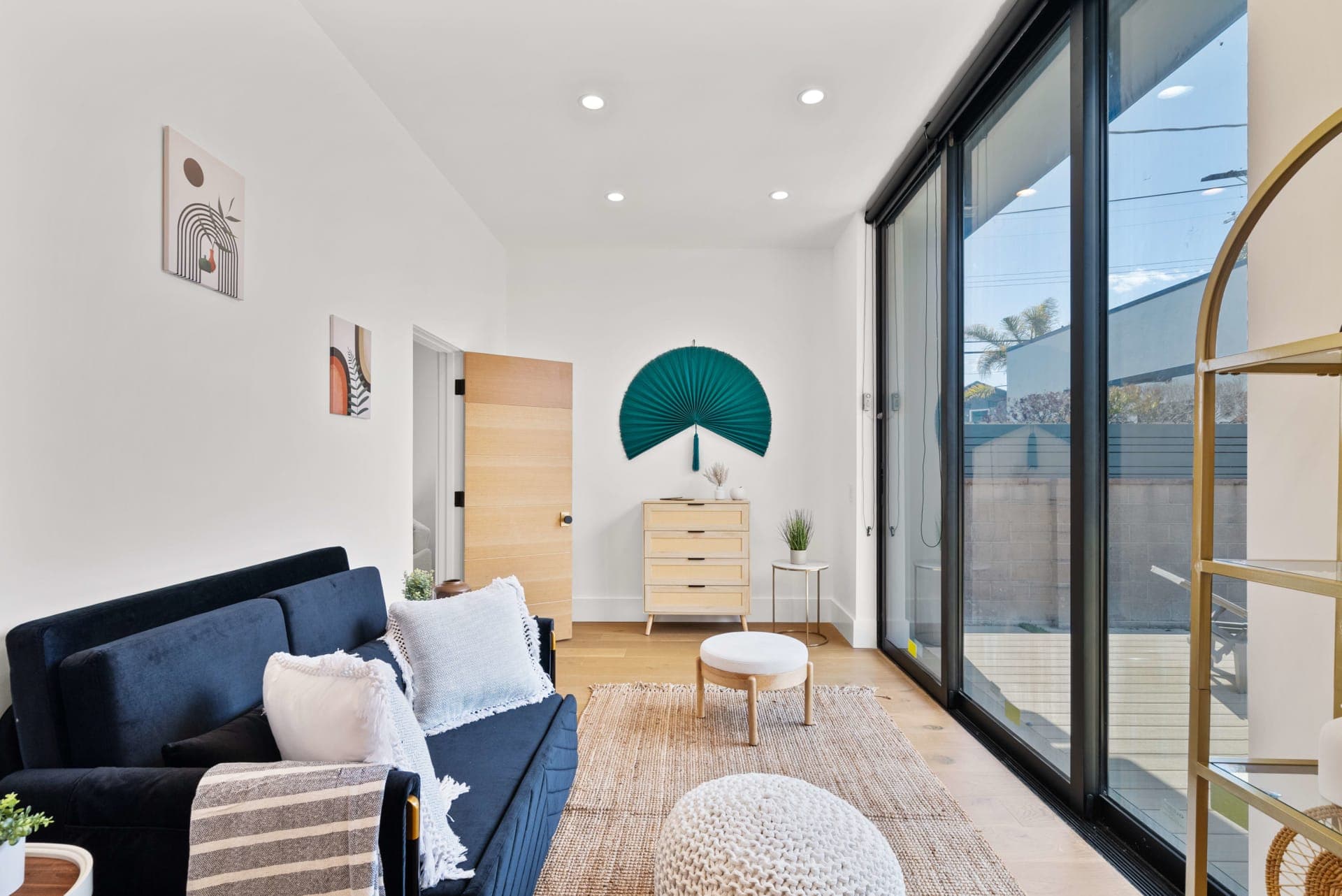 Lake Street - Image 44