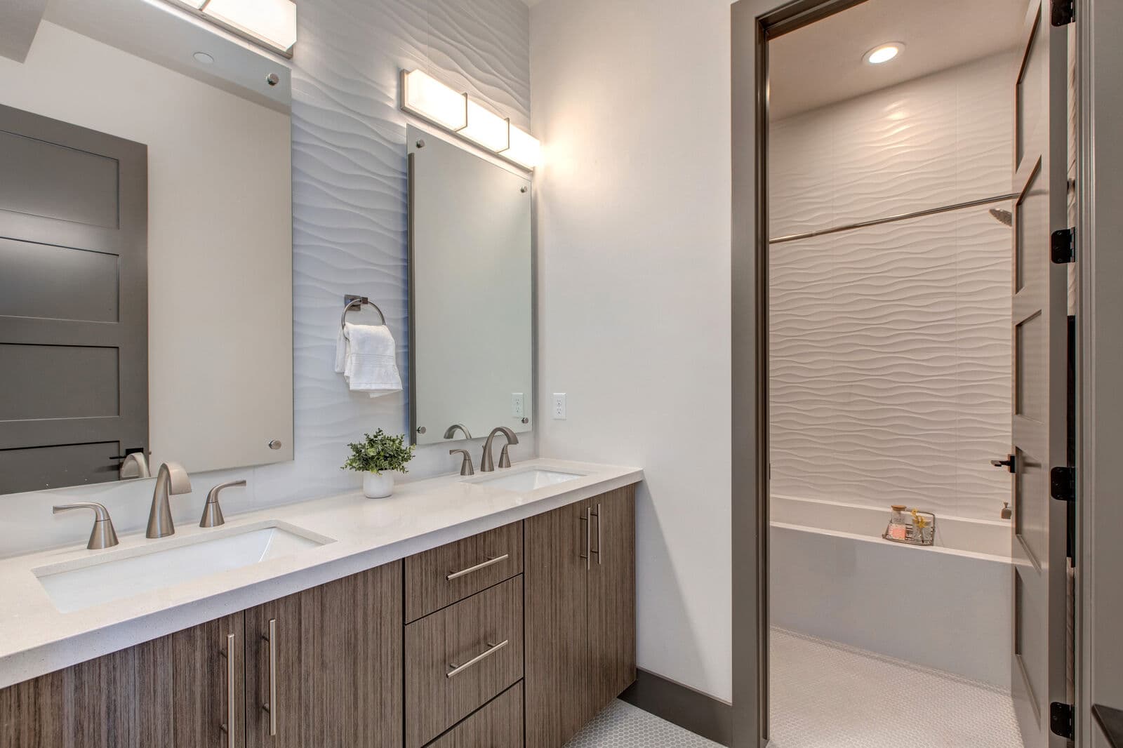 Juniper Ridge Home - Image 17