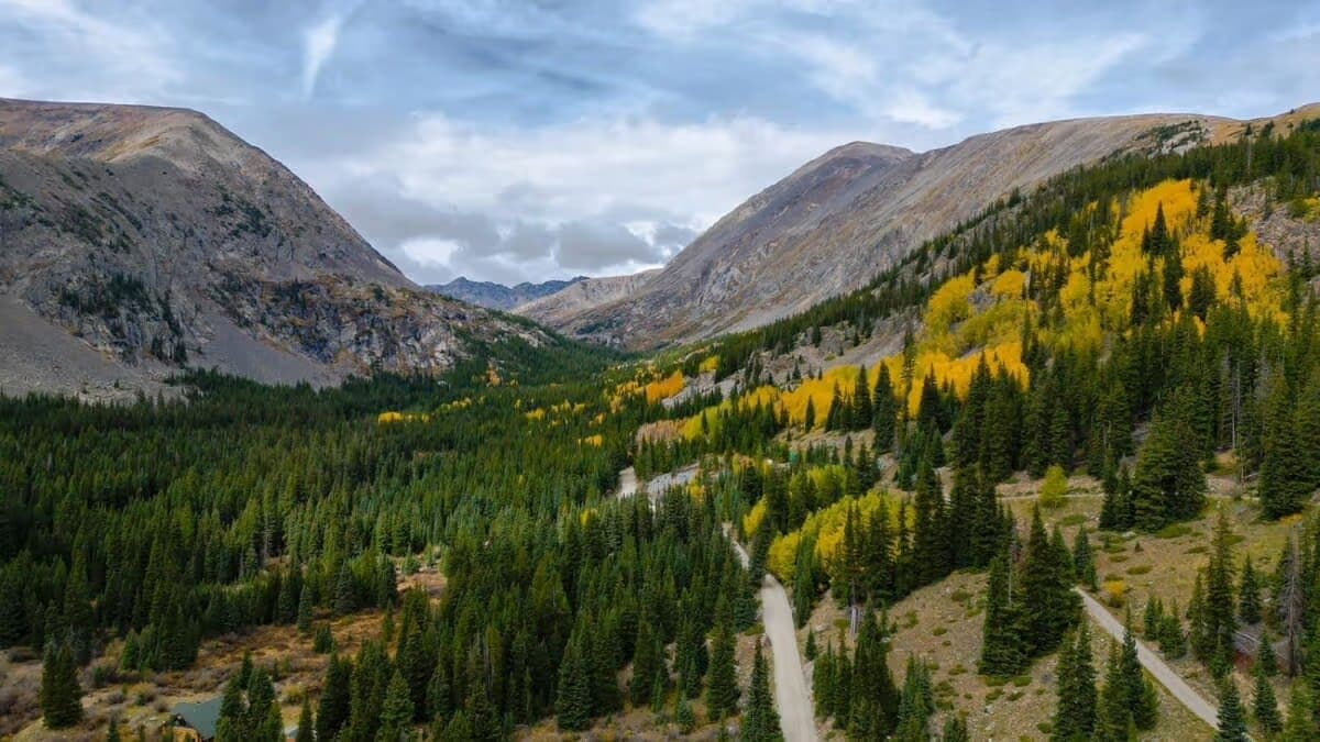 Echo Pines Chalet - Image 21