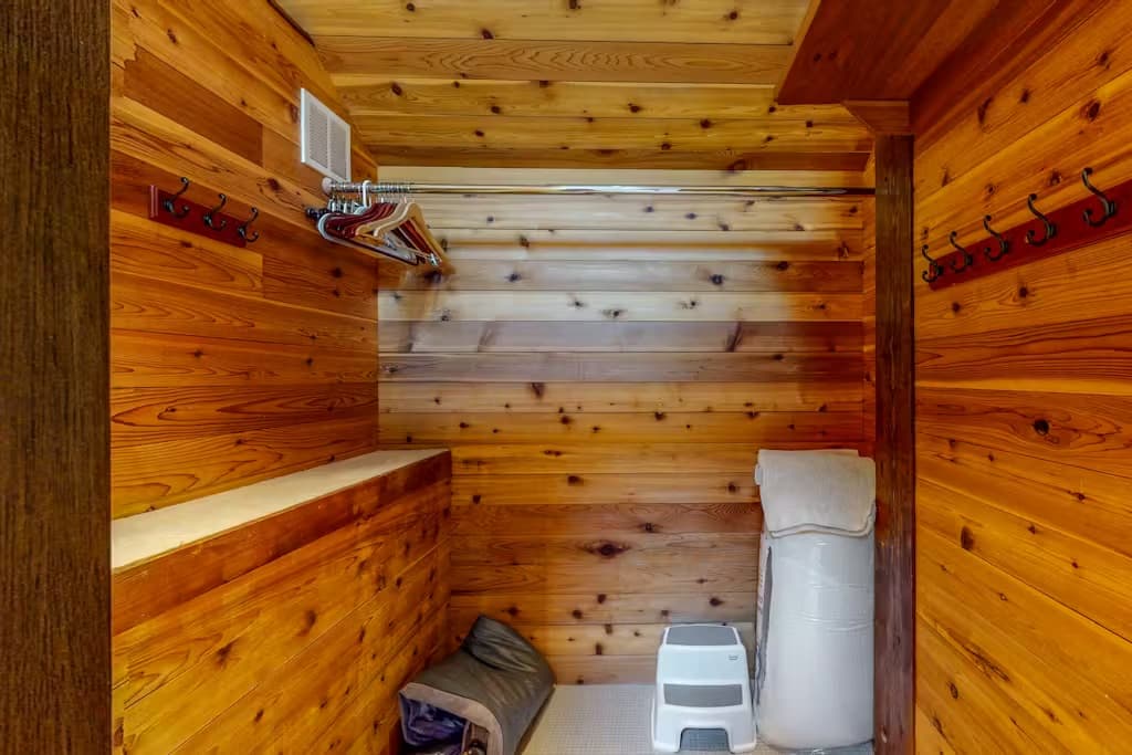 Cabins Lane #108 - Image 17