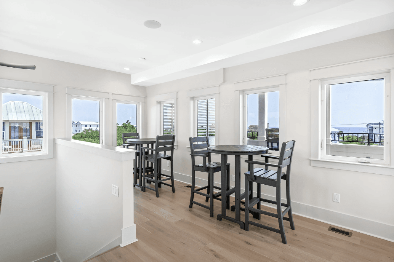 All Decked Out Seagrove - Image 44