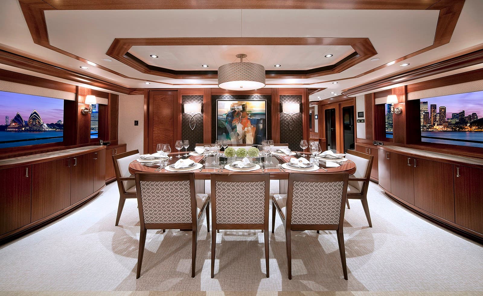 Pipe Dream Yacht - Image 6