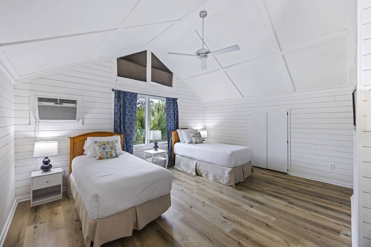 Livin' on a Dune - Image 17