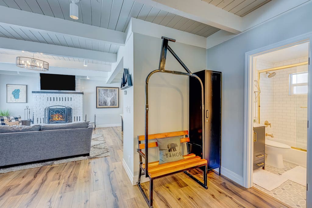 Home at the End of the Rainbow - Image 9