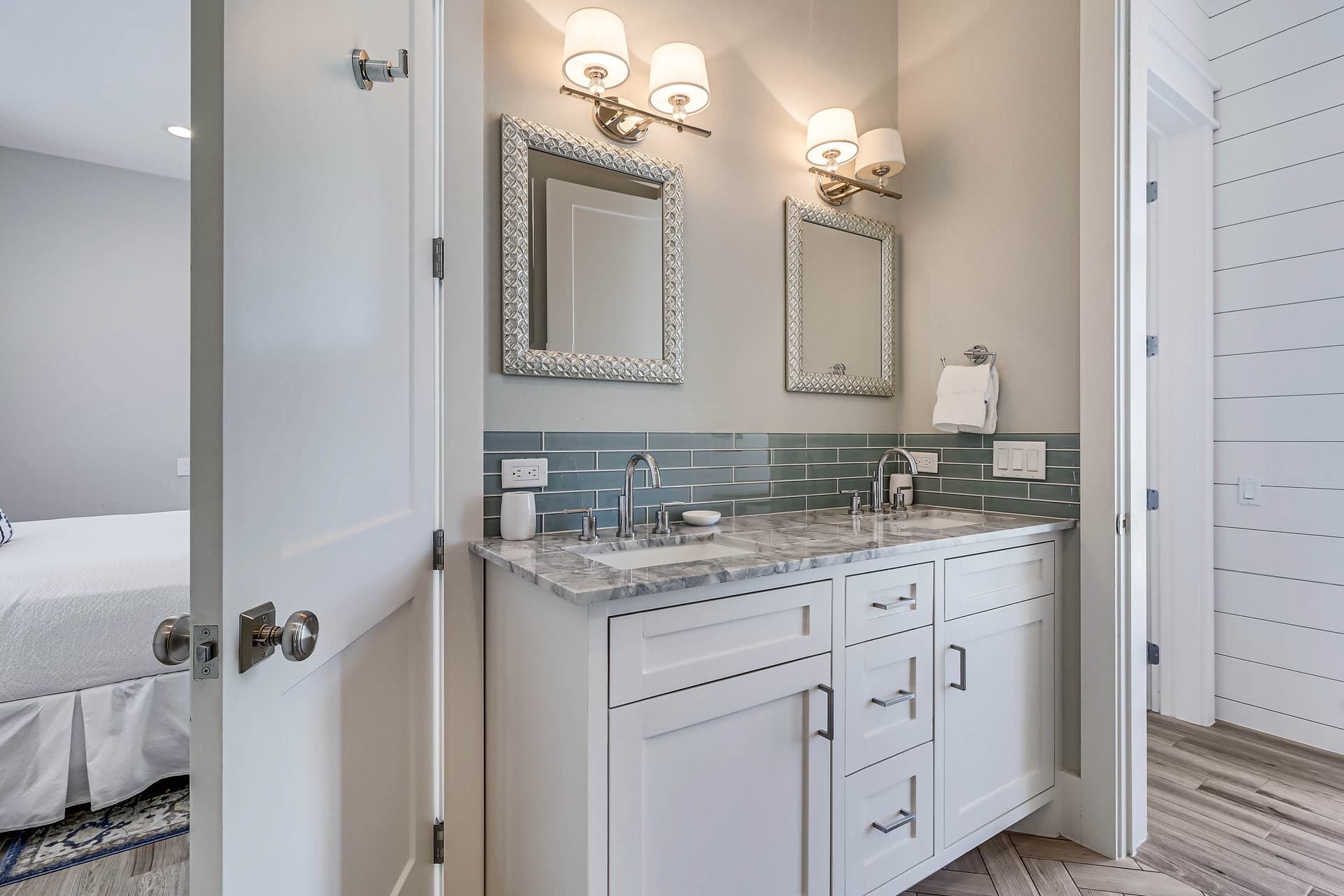 Coastal Oasis House - Image 15