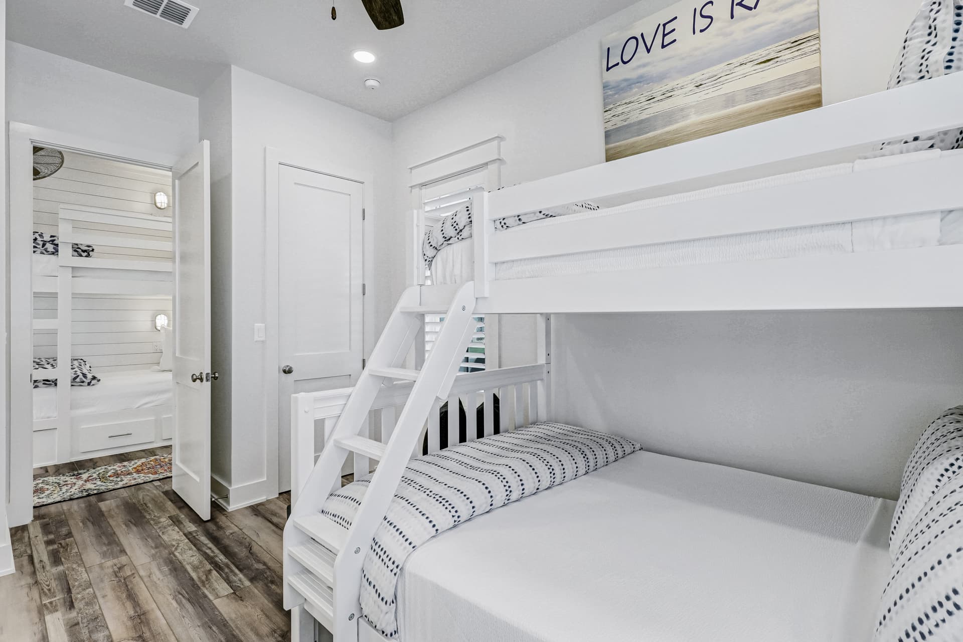 Sunset Avenue Stunner - Image 22