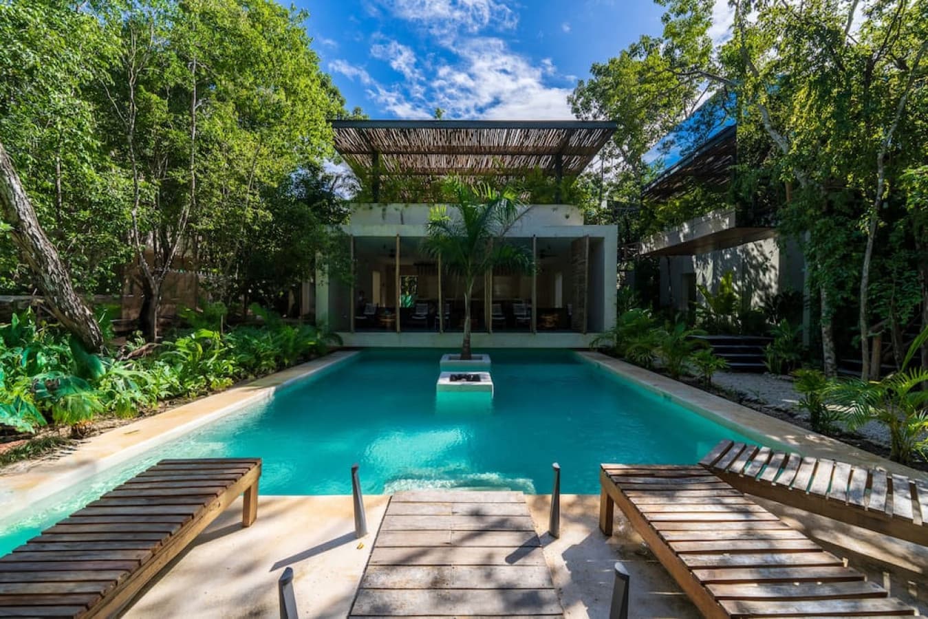 Jungle Reflection Loft - Image 5