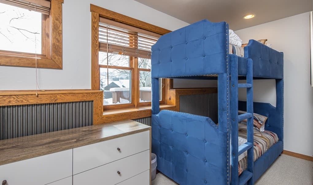 Little Coyote #2573 - Image 17