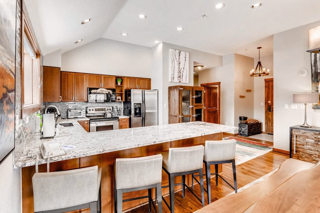 Main Street Condo #3401 - Image 7