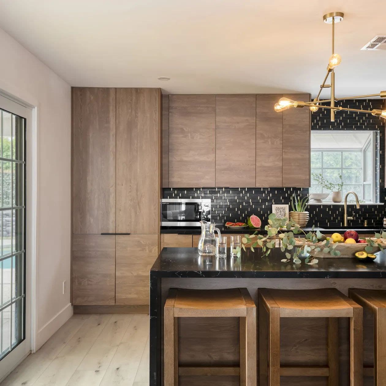 Yellowjacket - Image 11