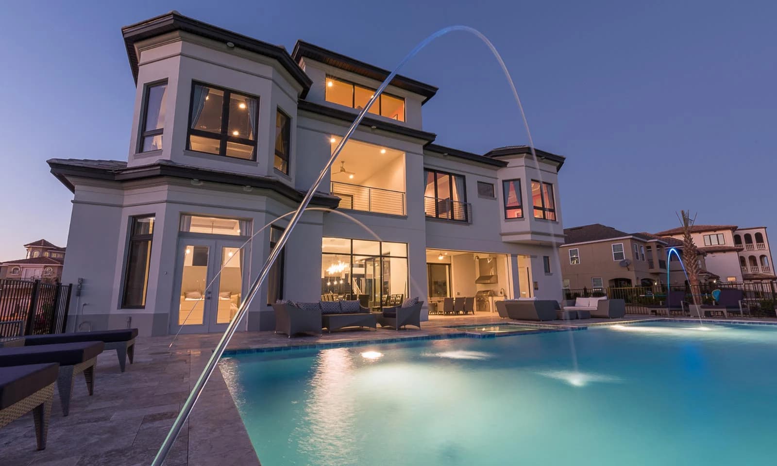 The Outstanding Oasis - Image 70