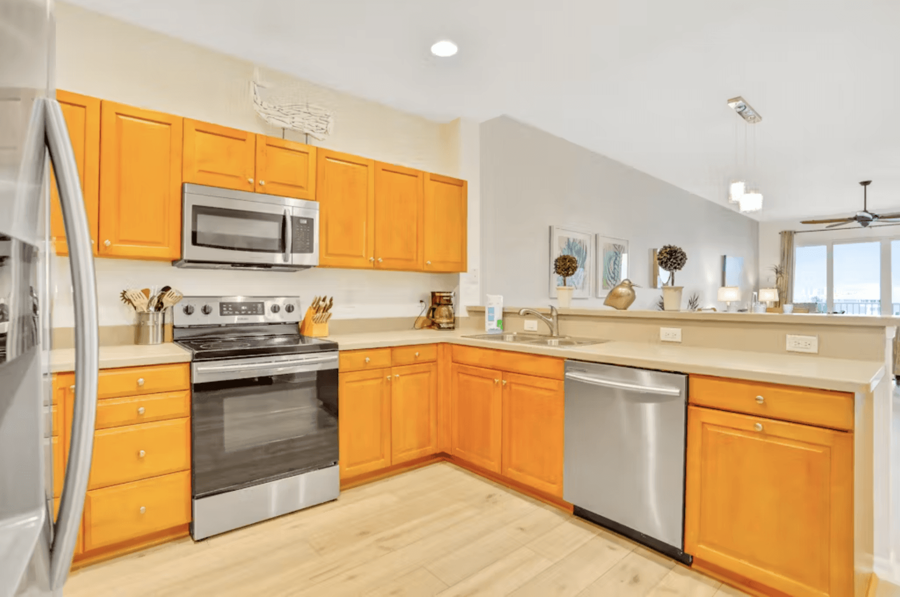 Harborview Grande Residence - Image 15