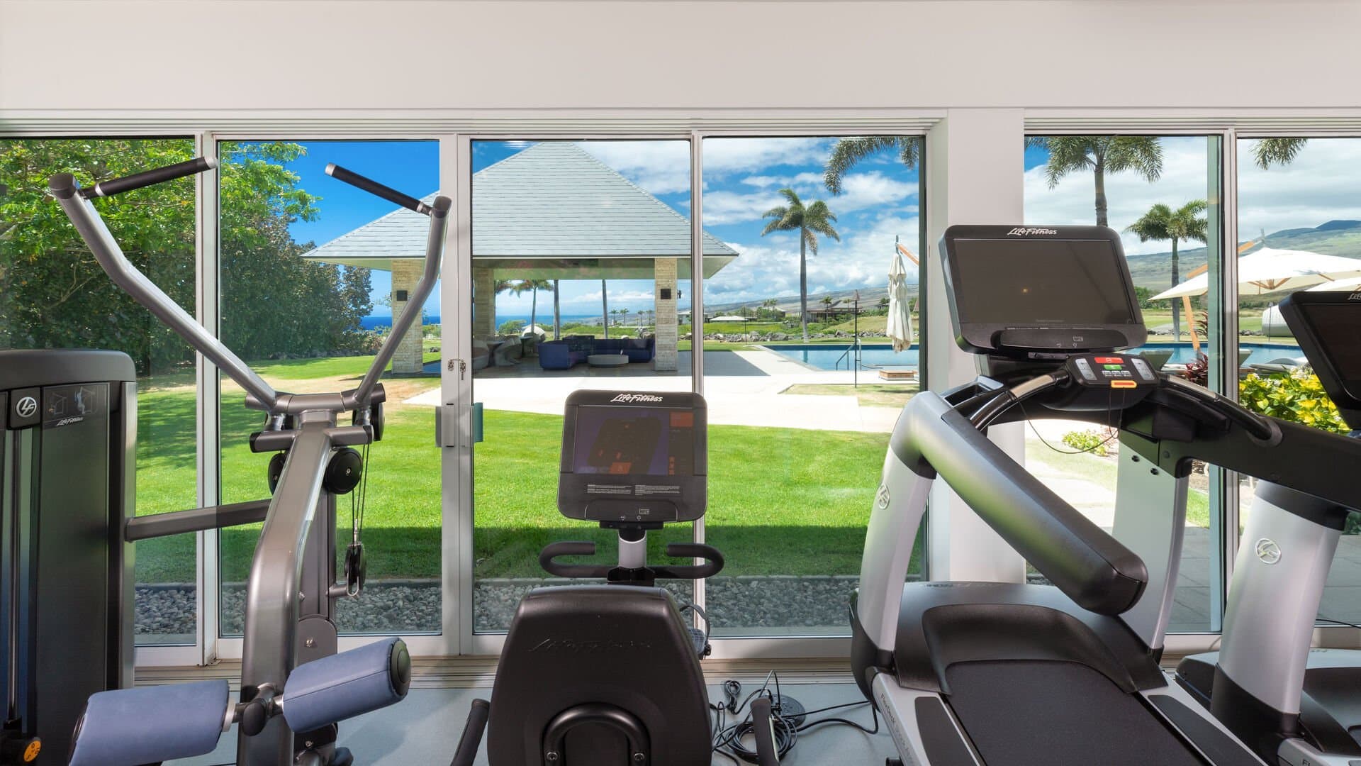 Mauna Kea Beach Escape - Image 98