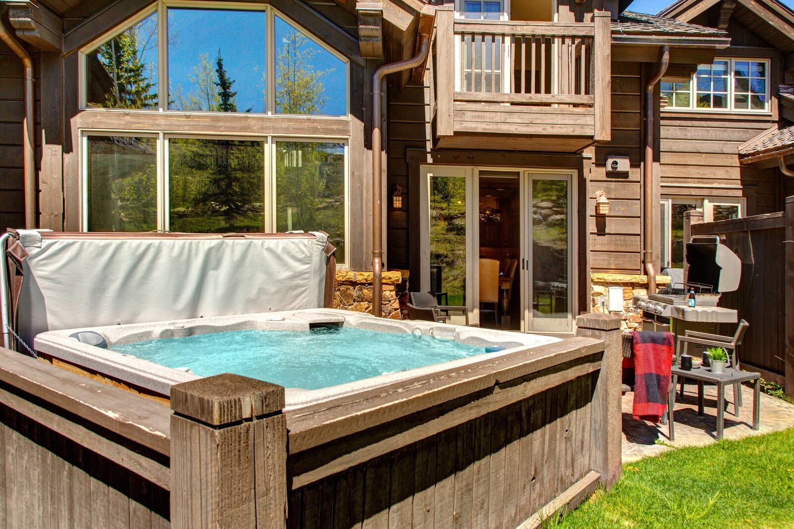 Star House - Image 40