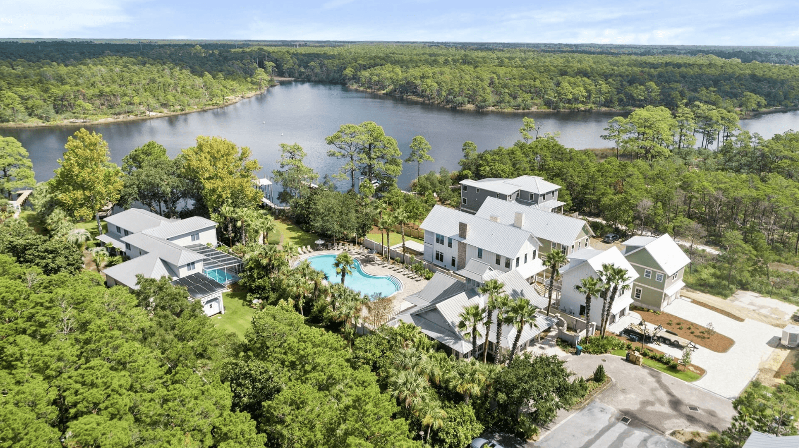 Beauty and the Beach - Image 25