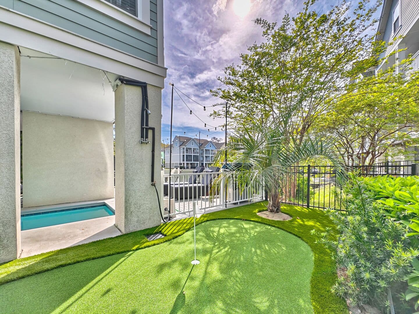 Golfers Dream - Image 106