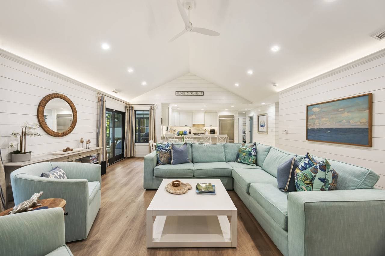 Beach Days on Conifer - Image 4